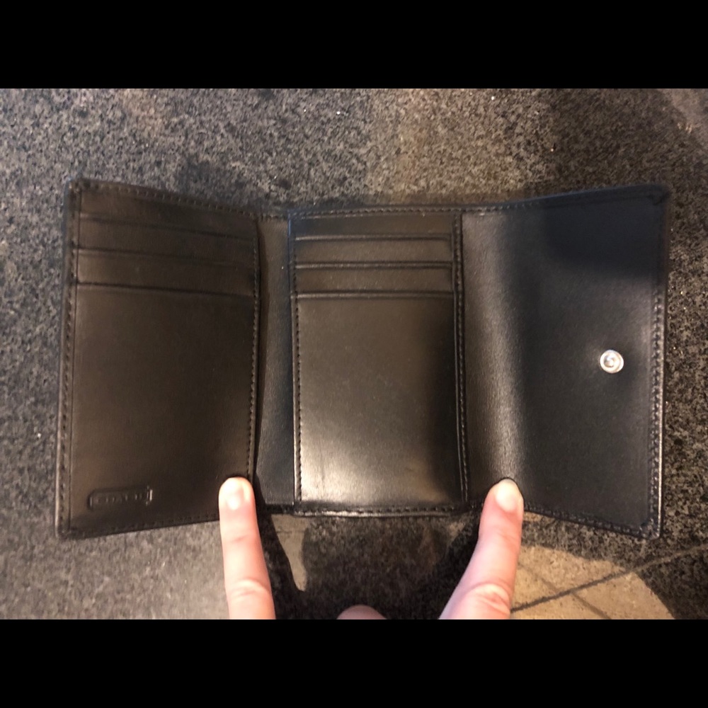 Coach wallet - Picture 3 of 3